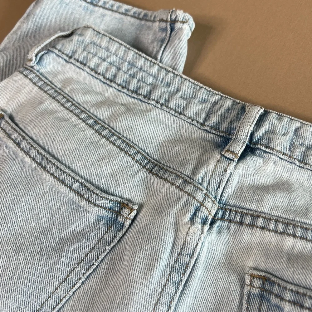 PacSun Lightwash Distressed Mom Jeans - Picture 7 of 14